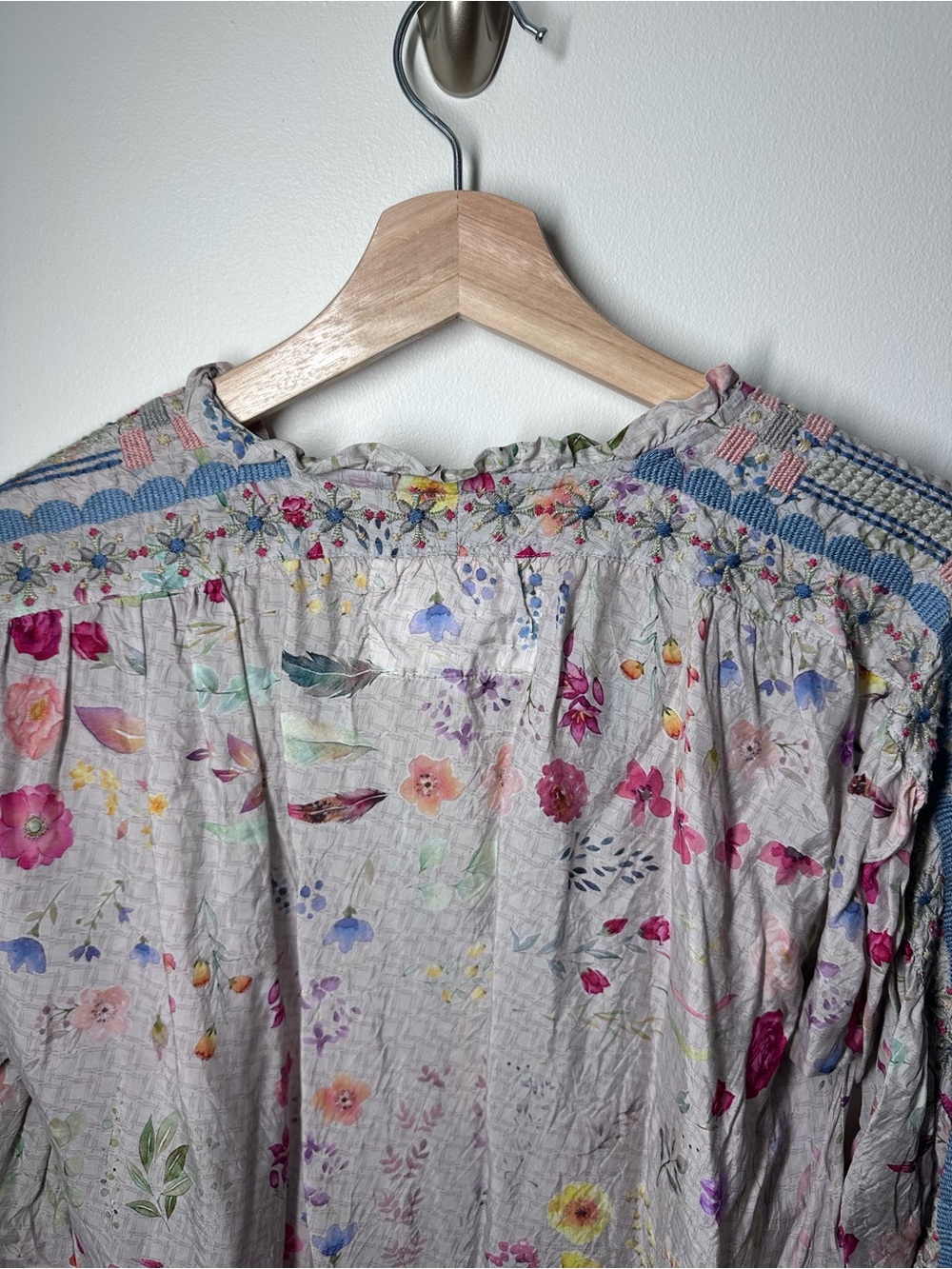 Johnny Was BIYA Embroidered Floral Tunic Blouse Top Small - Picture 9 of 11